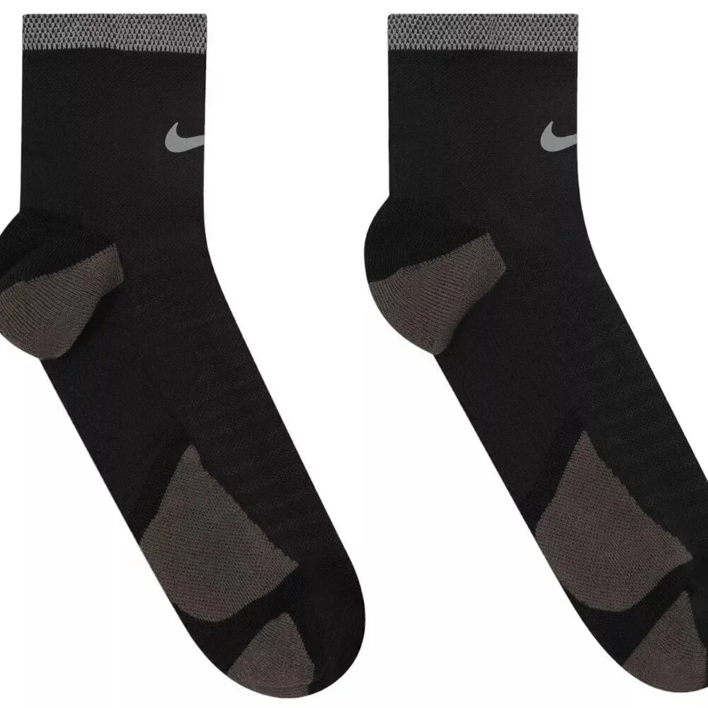 NWT Nike Spark Cushioned Ankle Black Running Socks